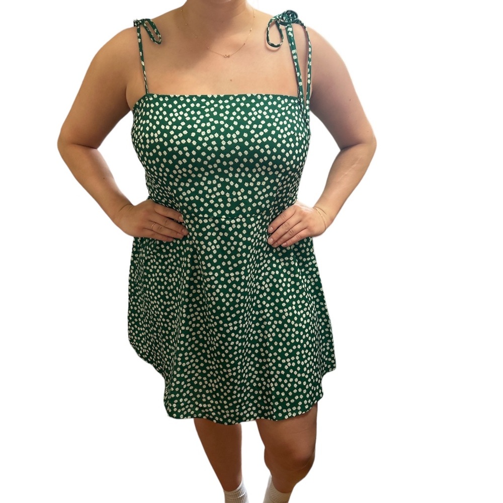 😍 Adorable green polka dot summer dress size L